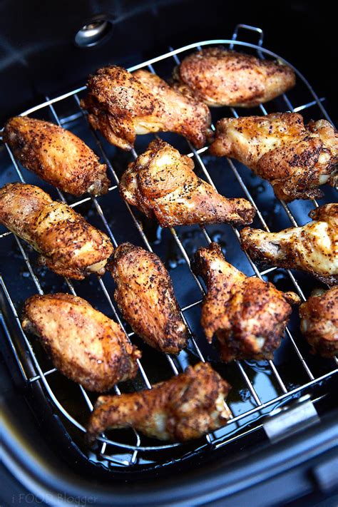These Air Fryer Chicken Wings Are Extra Crispy On The Outside And Super