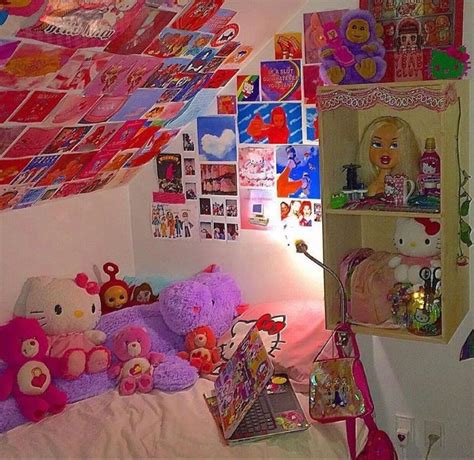 2000s Themed Room 🧚🏽‍♀️🍓 Indie Bedroom Retro Room Room Themes