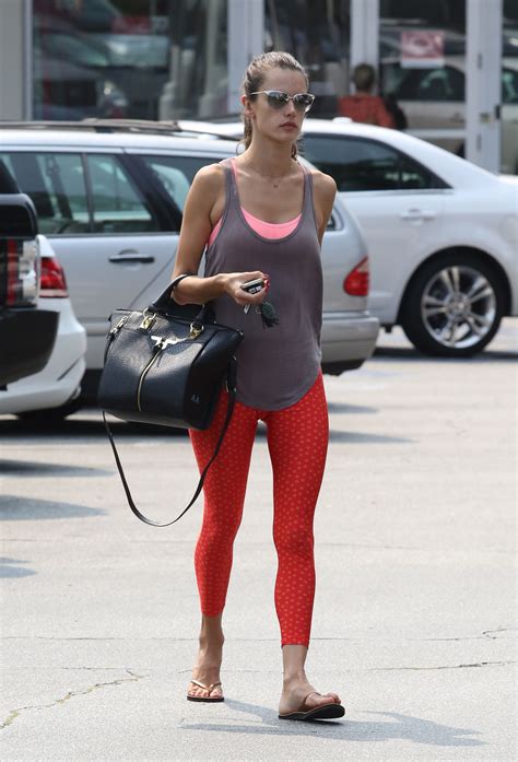 Definitive Proof That Celebrities Look Better At The Gym Than You