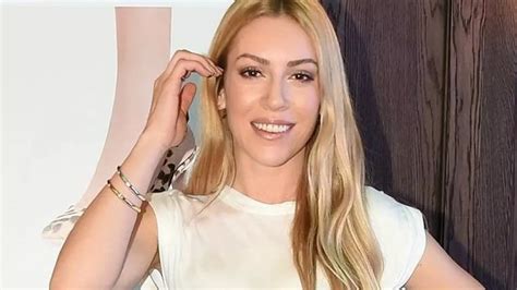 İki çocuk Annesi Sinem Kobalın Fit Kalma Sırrı Ortaya çıktı Yerelin