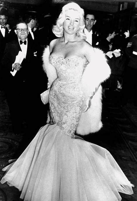 diana dors old hollywood glamour hollywood glamour mermaid gown