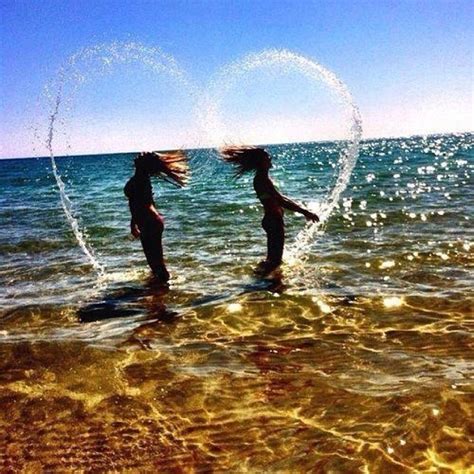 I have done these in years past and everyone i give them to loves them! 37 Impossibly Fun Best Friend Photography Ideas