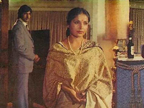 अमिताभ बच्चन की किस फिल्म ने बदली इमेज जानें बिग बी कब एक्शन हीरो से बन गए रोमांटिक एक्टर