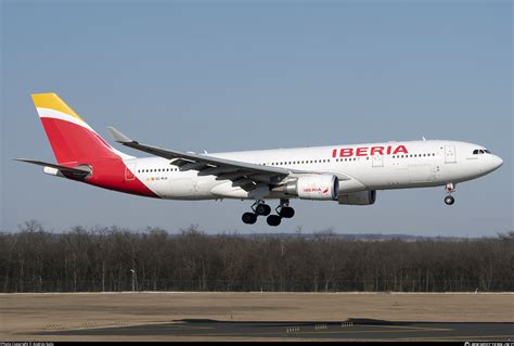 Ec Mja Iberia Airbus A330 202 Photo By András Soós Id 1255747