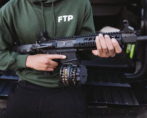They give players a variety of reward including skins, bucks, sounds, and other useful items. AR with the drum | Guns, Guns and ammo, Military artwork