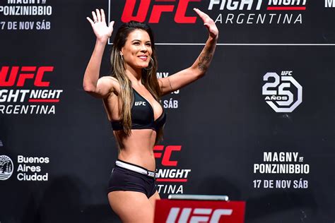 Gila river arena where to watch: Photos: UFC, Bellator and more MMA ring card girls through the years | MMA Junkie