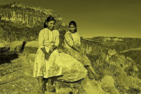 Tarahumara Girls American Art Native American Alaska Born To Run