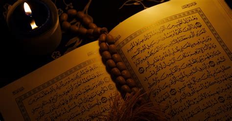 Banyak terdapat penjelasan tentang proses terbentuknya langit dan bumi di dalam al qur'an, salah satunya: Mencari Kebahagiaan Hidup: AL-QURAN MENDAHULUI KECANGGIHAN ...