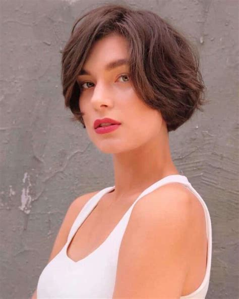 These 33 Short Shaggy Bob Haircuts Are The On Trend Look Right Now