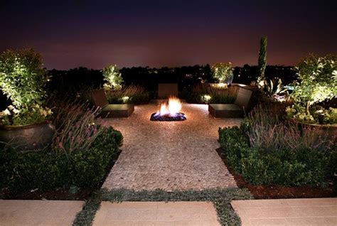 Unilock firepit kit designs include the rivercrest firepit kit, the romanstack firepit kit, and the sunset firepit kit. 20 Fire Pit Designs for Your Gardens and Patios | Home ...