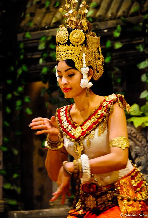 The Apsaras Of Cambodia Shadows Galore Cambodia Angkor Dancer