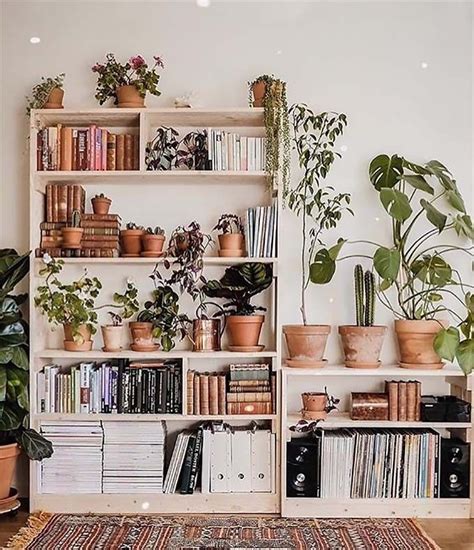 17 Stylish Ways To Display Bookshelves With A Lot Of Books