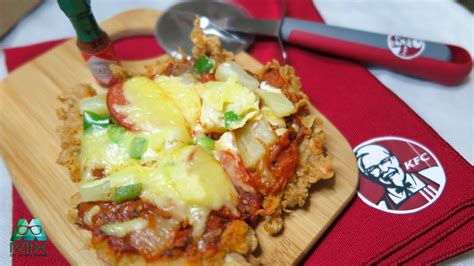 The pizza, which features kfc's iconic gravy on a large classic crust base, with mozzarella cheese pizza hut and kfc teased fans with the collaboration last year and after calls from the nation to make. KFC Chizza! - Blog for Tech & Lifestyle