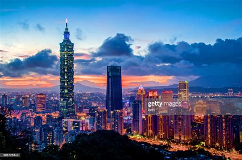 This is a timeline of taiwanese history, comprising important legal and territorial changes and political events in taiwan and its predecessor states. Taipei 101 Scraper High-Res Stock Photo - Getty Images