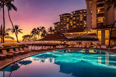 Castle Waikiki Shore Beachfront Condominiums In Honolulu Hi 400