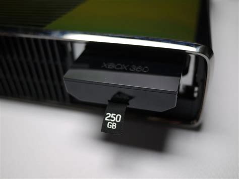 E310 Así Es La Xbox 360 Slim Y Más Información ~ Planetadejuego