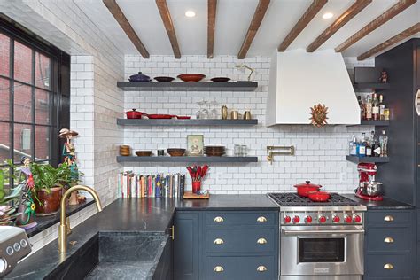 5 Stunning Kitchens That Prove Going Bold Is Worth The Risk