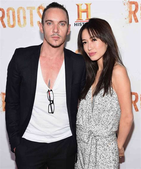 Jonathan Rhys Meyers Praises Wife After Dispute