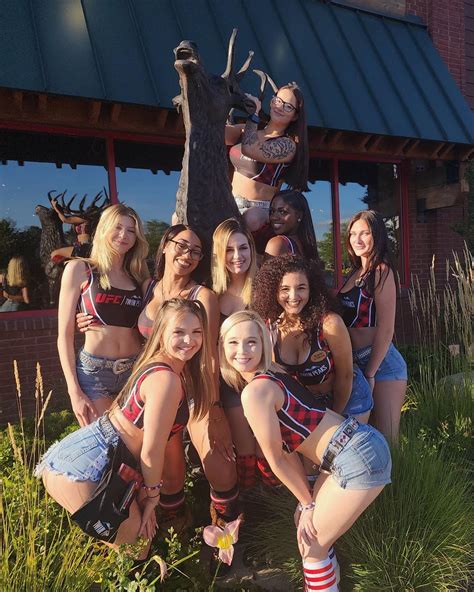 Twin Peaks Restaurants