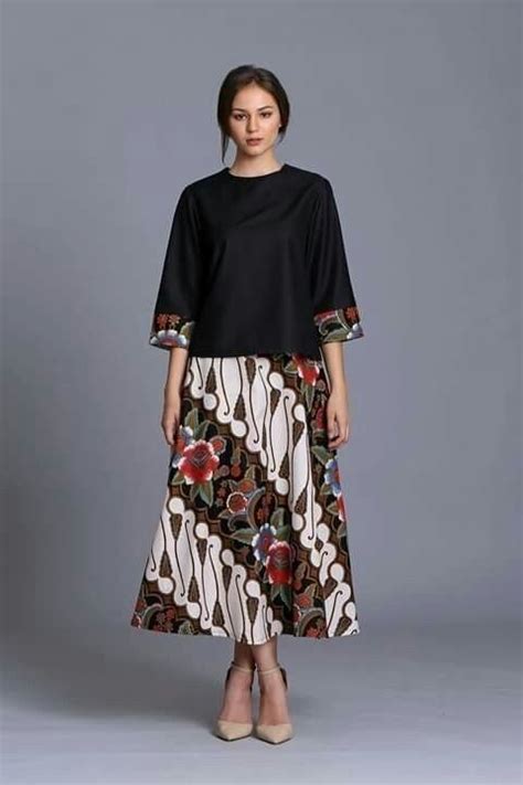 Chic Batik Outfits For Your Trend Fashion01 Batik Dress Dress Batik
