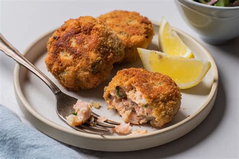 15 Easy Salmon Patties With Fresh Salmon How To Make Perfect Recipes