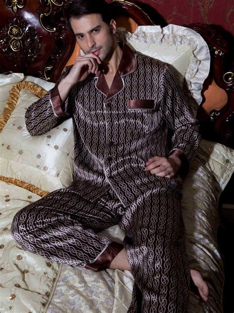 Pajama Party Outfit Ideas For Guys