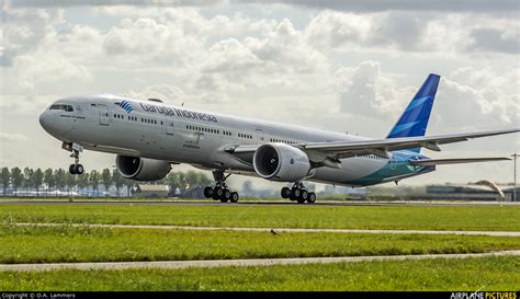 Pk Gie Garuda Indonesia Boeing 777 300er At Amsterdam Schiphol Photo Id 473603 Airplane