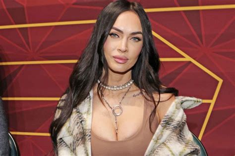 Megan Fox Claps Back At Troll Who Mistook Her Tattoo For Unshaven Bikini Line I M Devastated