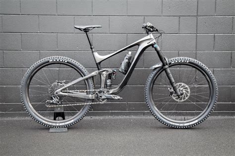 2020 Giant Reign Advanced Pro 1 29er What We Ride Evo Cycles