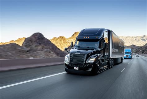 Daimler Trucks zainwestuje pół mld euro w autonomiczne ciężarówki
