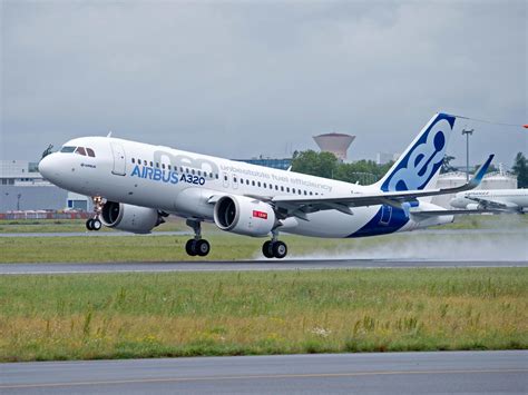 Airbus And Boeing Sales Party Over Business Insider