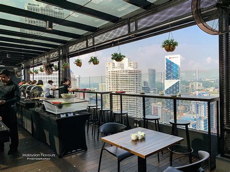 Merdeka square befinder sig minutter derfra. Red by Sirocco, Kuala Lumpur: Hotel with Stunning KL View ...