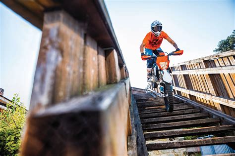 Ktm Unwraps The 2018 Freeride E Xc Enduro