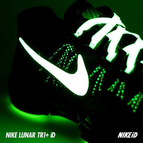 Ide Populer 41 Sepatu Nike Glow In The Dark