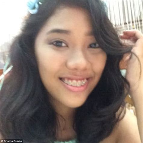 Philippines Babe Gets Her Own Back On Text Scammer Daily Mail Online