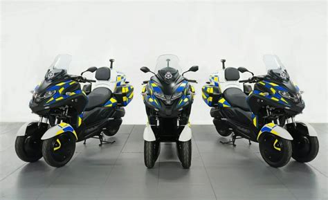 Velika Britanija Električni tricikli za policijo Avtomanija