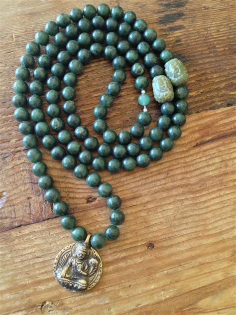how to use mala beads for meditation sedona spiritual retreats