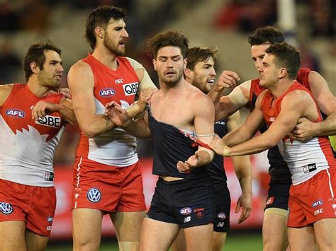 Read sport news from various sources on your finger tip. Swans fuming after Bugg's AFL 'dog act' | Sports News ...