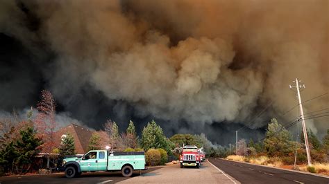 California Wildfire Explodes In Size Rampages Through Town Of Paradise