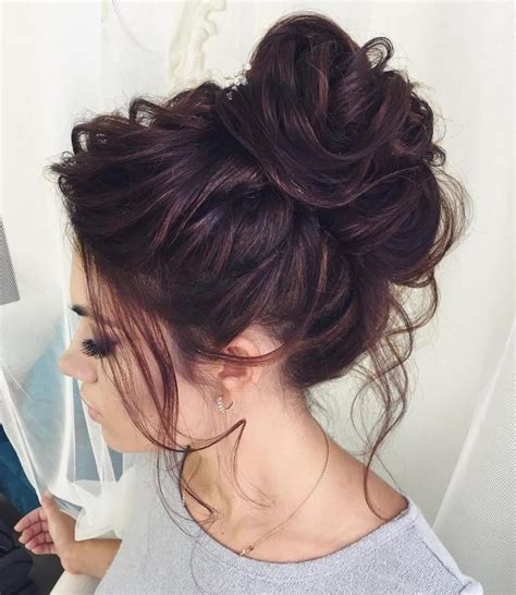 Fresh Messy Bun Styles For Long Hair With Simple Style The Ultimate Guide To Wedding Hairstyles