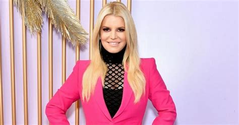 Jessica Simpson Hits Back After Being Body Shamed By Former Vogue Editor Irish Mirror Online