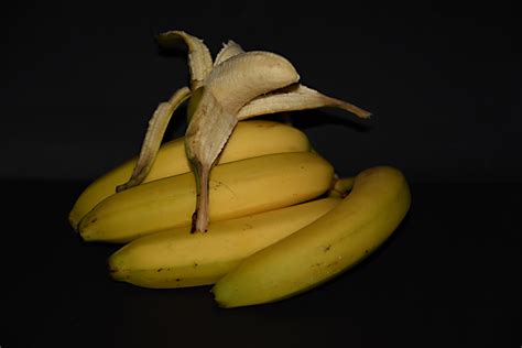 Bananen Foto & Bild | stillleben, food-fotografie, obst & gemüse Bilder ...