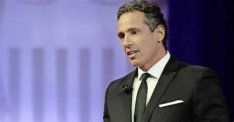 Sherry vill appears at a press conference with her attorney gloria allred claiming she was kissed by new york governor andrew cuomo outside her home without consent. Chris Cuomo besmet met Corona | Entertainment | Telegraaf.nl