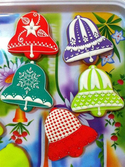 Decorated christmas cookies pictures ~ sugar cookies for christmas recipe chowhound. Cookie Decorating: When Making Sweets Becomes Art