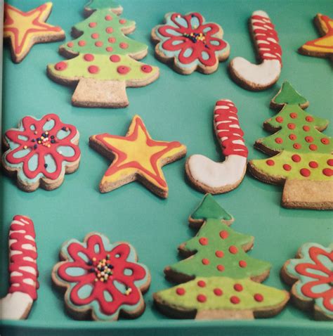 Y es que este es uno de los juegos de cocina con sara, con la receta más colorida y divertida de todas ¡galletas piñata! Galletas de Navidad - Virginia Demaria
