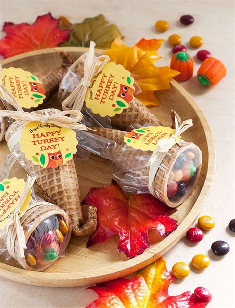 cornucopia candy favors idea land thanksgiving treats thanksgiving candy thanksgiving