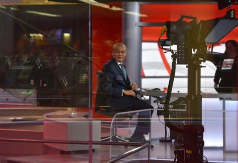 Bbc Newsreader George Alagiah Returns To News At Six After Cancer Recovery News Tv News