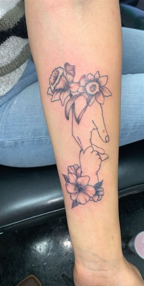 17 Stunning July And March Birth Flower Tattoo Ideas