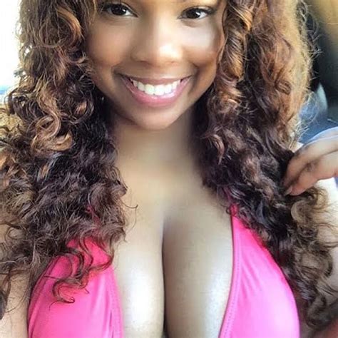 Amazing Instagram Model Raven Loso Shows Off Curve Naija News And