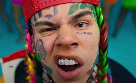 Us Rapper 6ix9ine Explains Why He Snitched On His Gang Members For A